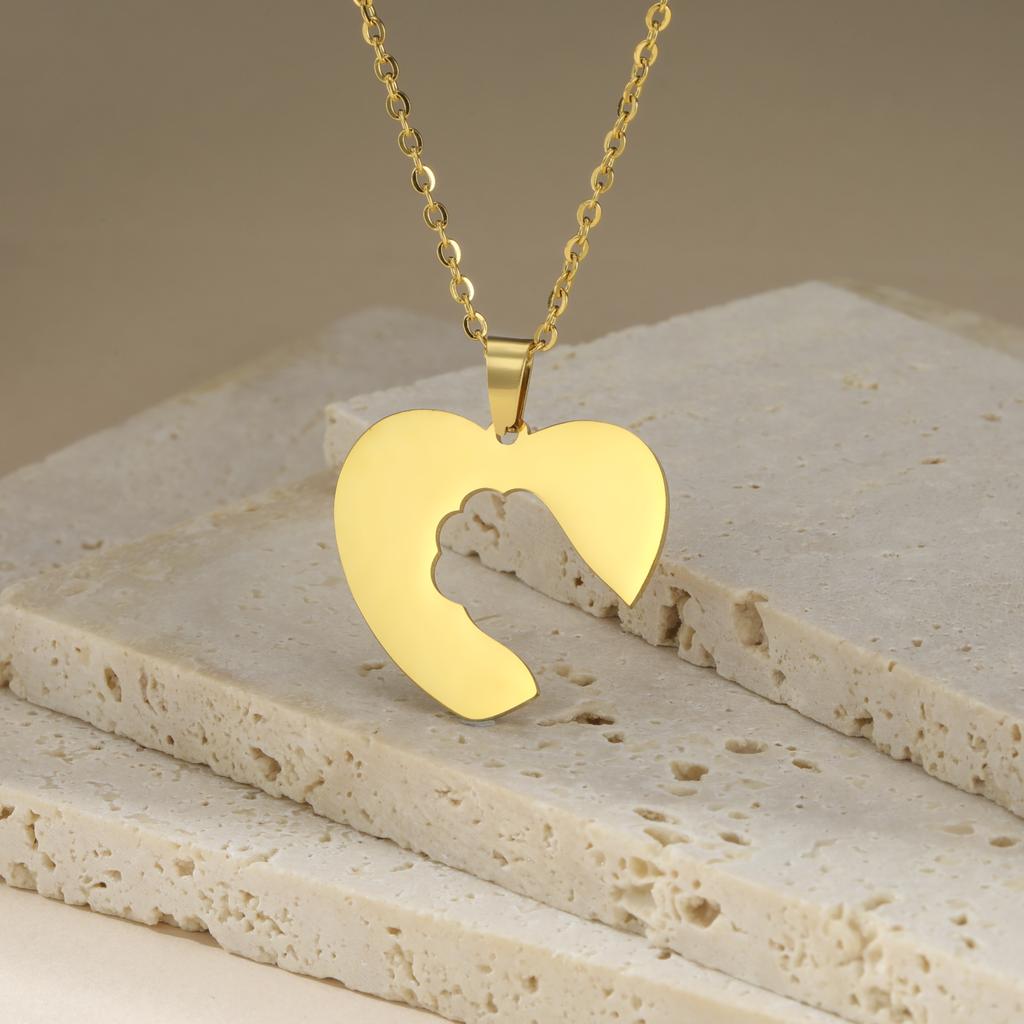 Heart Female Necklace Cat's Paw Charm Pendant Stainless Steel Jewelry on the Neck Cute Hollow Accessories Link Chain 2026 New