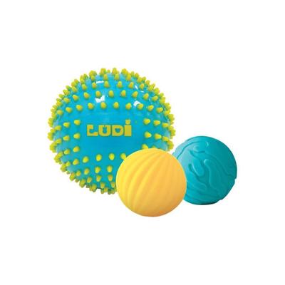 sophie la girafe sensory ball