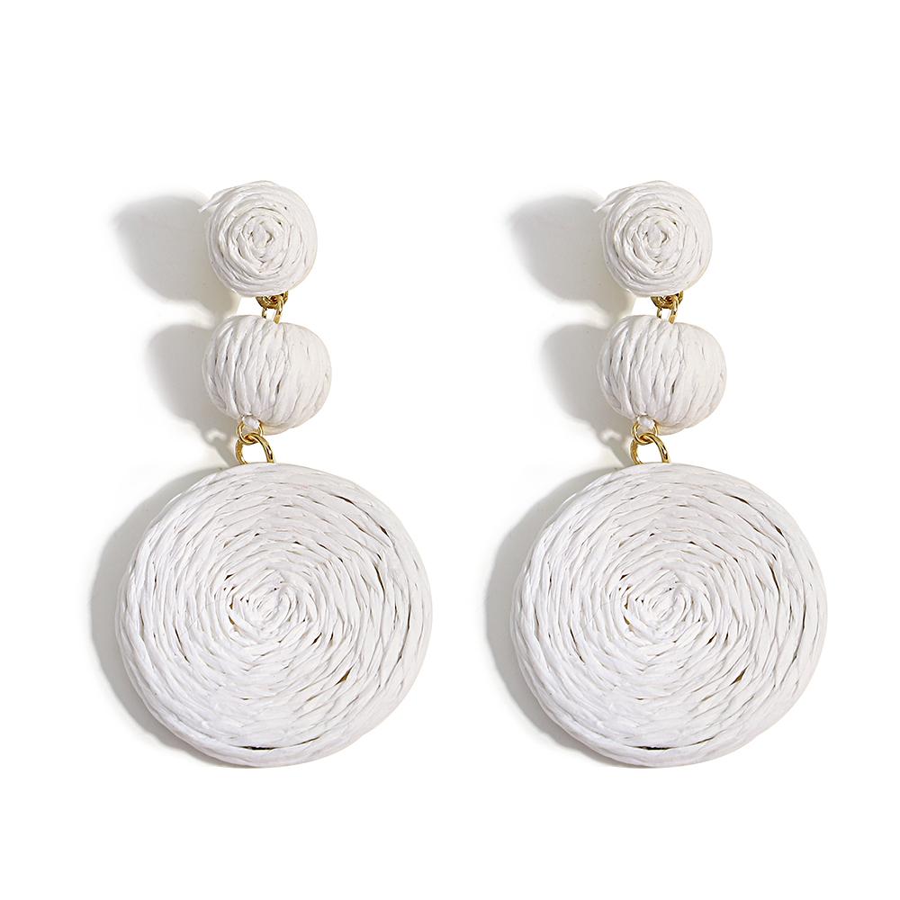 

AENSOA Boho Yellow Raffia Round Drop Earrings for Women Handmade Geometric Rattan Knit Hanging Earrings Summer Beach Jewelry білий