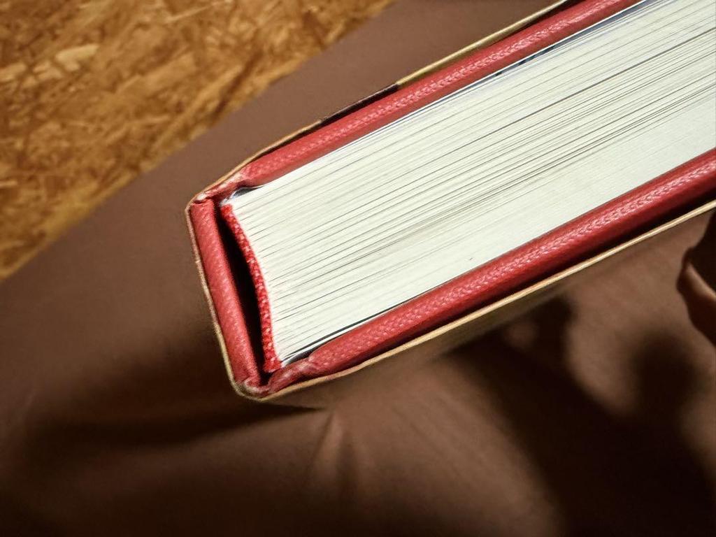 [USED] Timeless Toys Tim Walsh Large book Tim Walsh