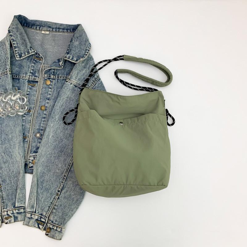 Stylish Casual Canvas Tote Bag For Women With Large Capacity For Daily Commuting