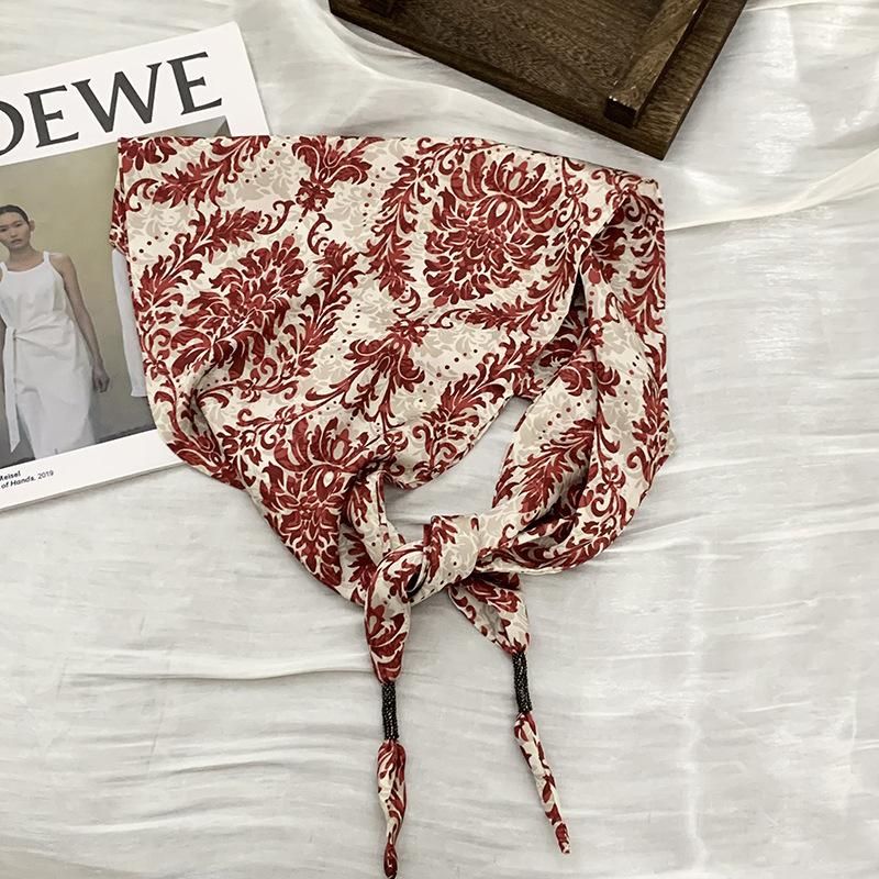 Headscarf silk scarf high-end sense retro neck protection scarf triangle scarf scarf women's floral headband bag head silk scarf