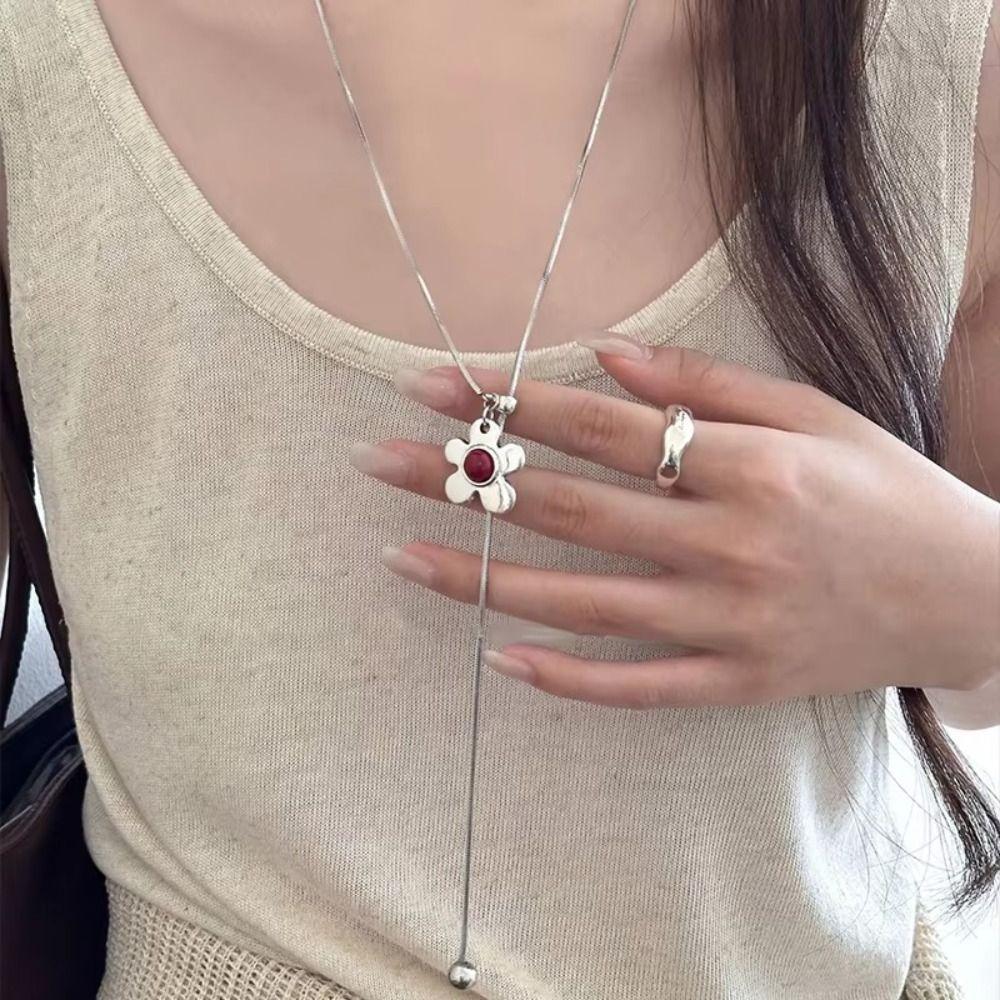 Metal Flower Flower Pendant Necklace Brown Stone Long Sweater Chain For Women