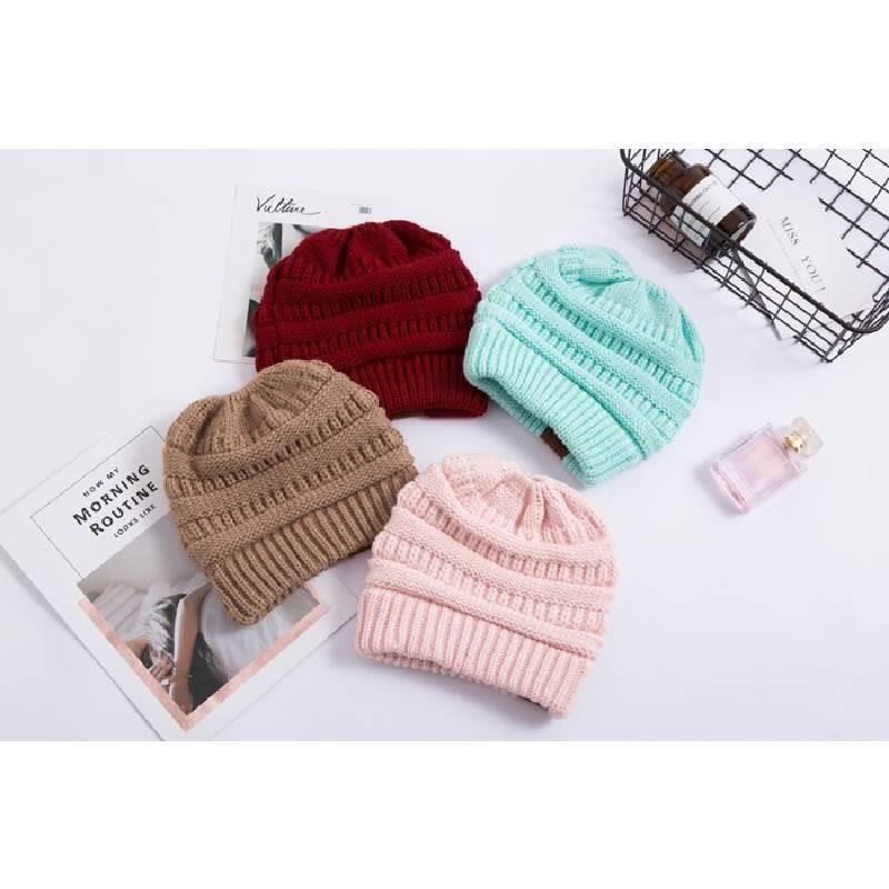 Stylish Women's Knit Beanie Hat For Winter Spring And Fall In Various Colors