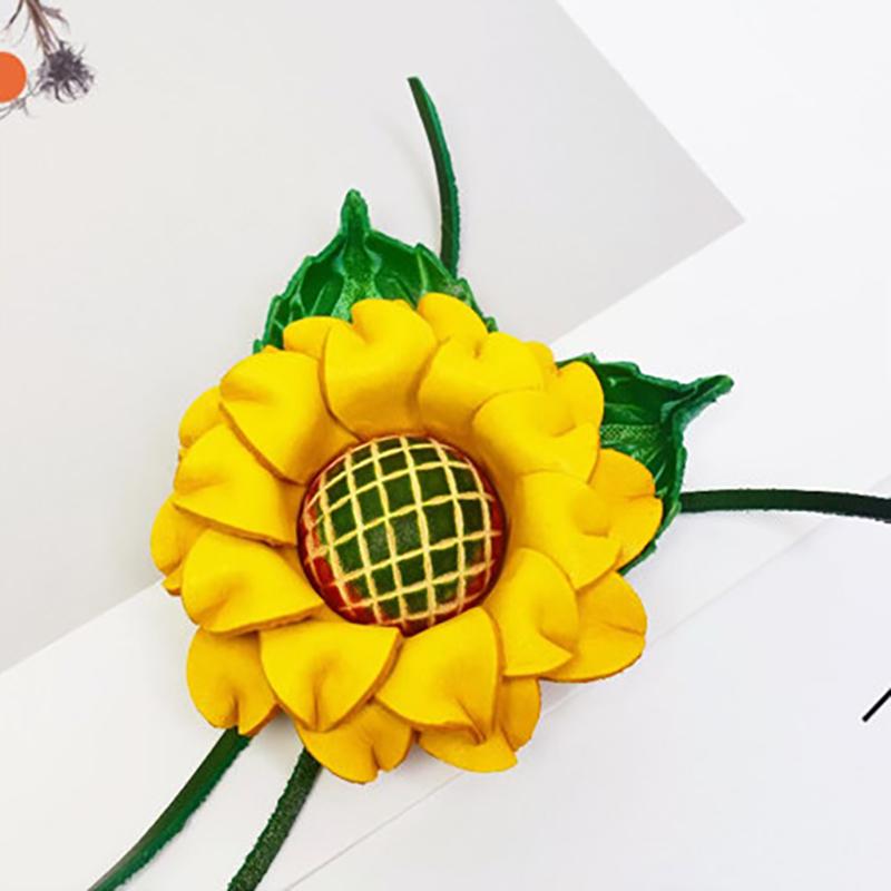 Cowhide Flower Bag Charm Hanging Ornaments Three-dimensional Sunflower Car Decoration Handmade National Style Bag Pendant