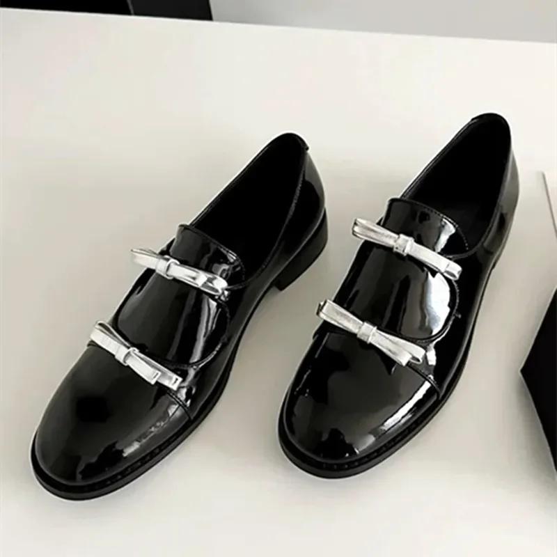 Mode Hohe Qualität Lackleder Schleife Designer Schuhe für Damen 2025 Frühling Quadratischer Absatz Runde Zehen Mary Jane Schuhe Luxus Pantoletten Slipper