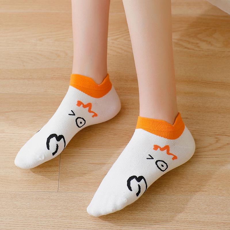 Women's Cartoon Duck Ankle Socks: Korean Style, Breathable Cotton, Trendy Seamless Design