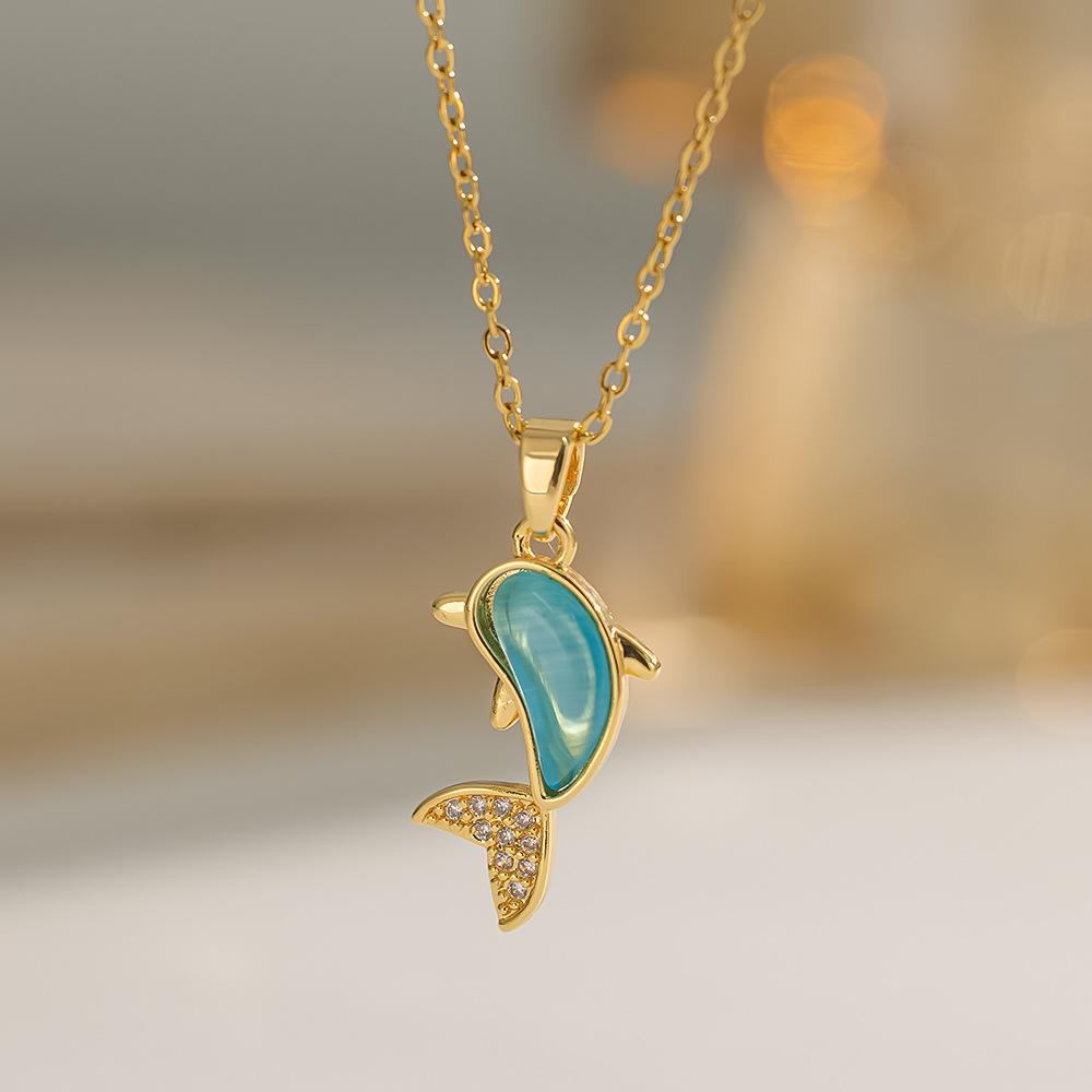 Fashionable Forest Zircon Dolphin Collarbone Necklace Women's Small Luxury Pendant Chain