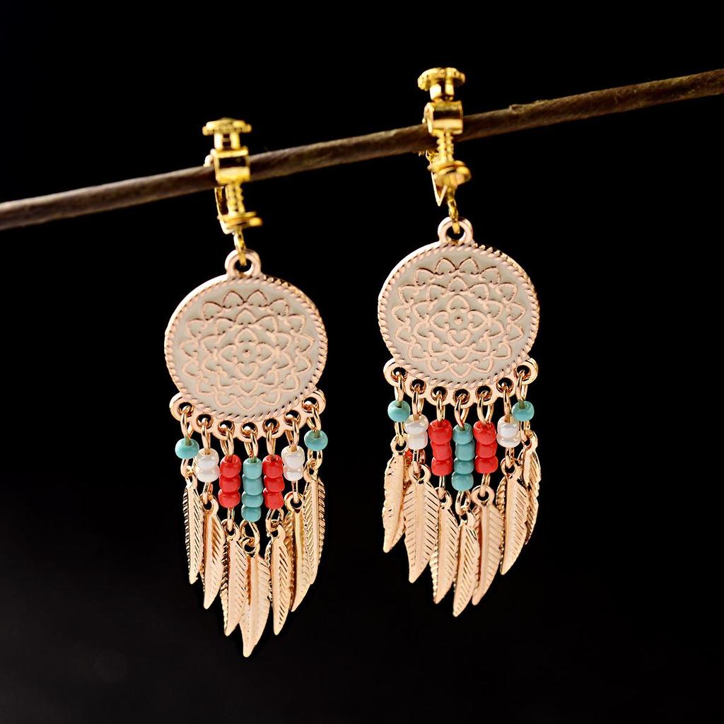 Yunnan Ethnic Bohemian Feather Earrings - Exaggerated No-Pierce Clips for Women