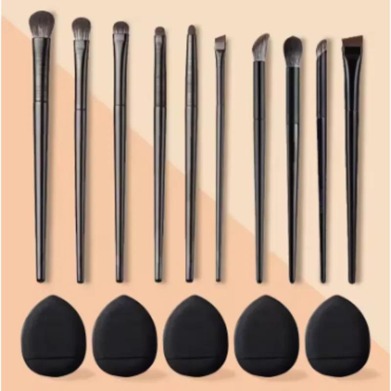

Set Eye Makeup Smudge Undercover Eyeliner Blade Eye Detail Small Makeup Brushes Eye Soft Bristle Eyeshadow Brushes 10-piece чорний
