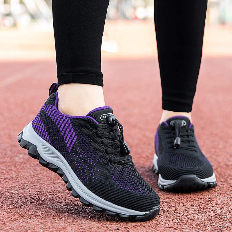Mom Walking Shoes Non-slip Running Shoes Lightweight Soft-soled Elderly Shoes Four Types of Flying Woven Mesh Sneakers