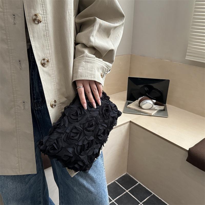 Rose Large-capacity, Fashionable, Stylish, High-end and Simple Clutch Bag