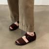 Version peau de mouton~ Sandales d'été pour femmes à bout ouvert rétro français à un bouton, sens du design polyvalent, vacances, sandales romaines
