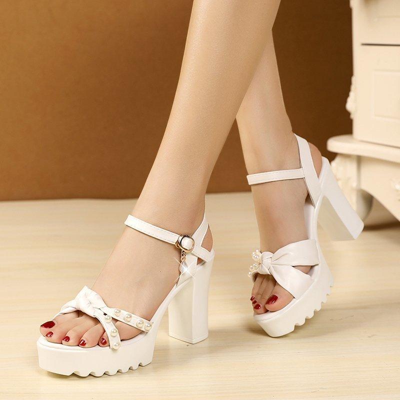 New High-heeled Sandals Thick-heeled Waterproof Table One-word Buckle with Fish Mouth Soft Leather Pearl Comfortable Versatile Height-increasing Wome