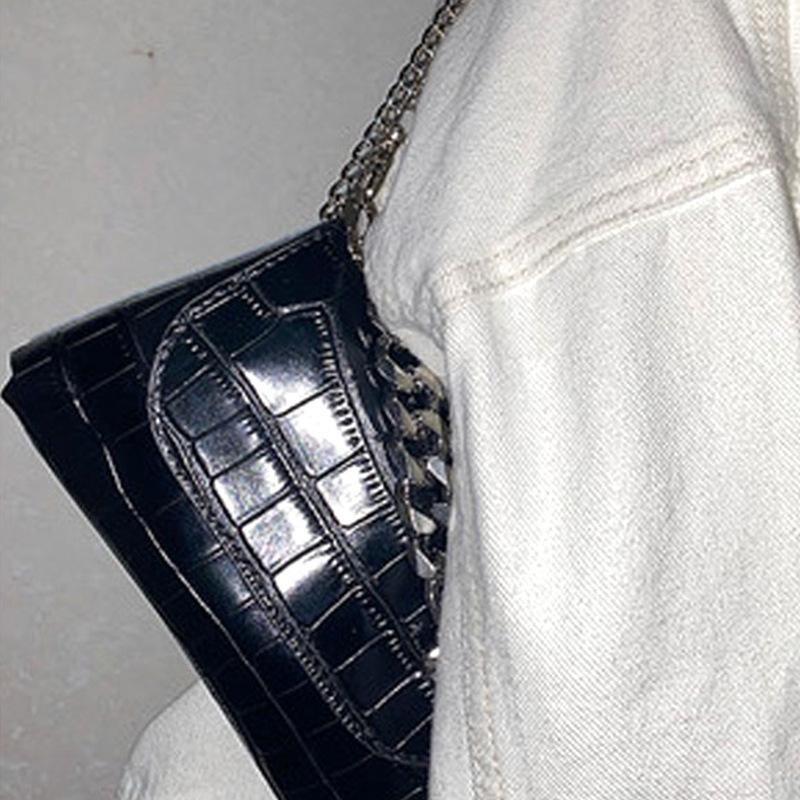 Sommer Nischendesign Taschen: Damen Krokodilmuster Ketten-Unterarmtasche, Retro Baguette-Tasche, Single-Shoulder Crossbody-Tasche