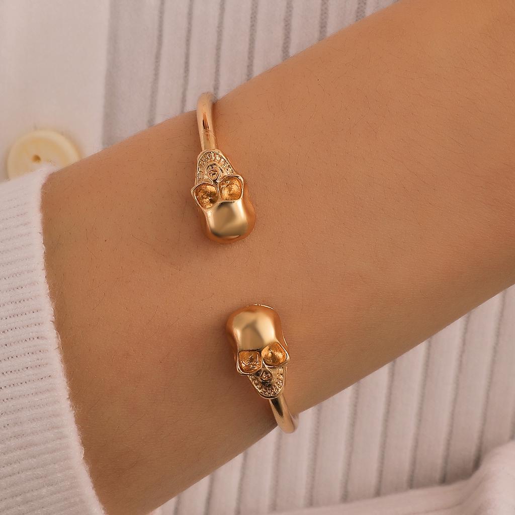 Gothic Exaggerated Skull Skeleton Bracelet for Women Men Retro Creative Quirky Halloween Jewelry