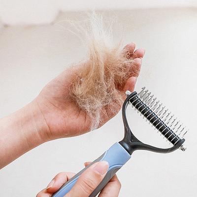 Professionale Pet Deshedding Spazzola di Rimozione Dei Peli Del Cane Pet Pelliccia Nodo Taglierina Cucciolo di Gatto Pettine Spazzole Cani Toelettatura Spargimento Forniture