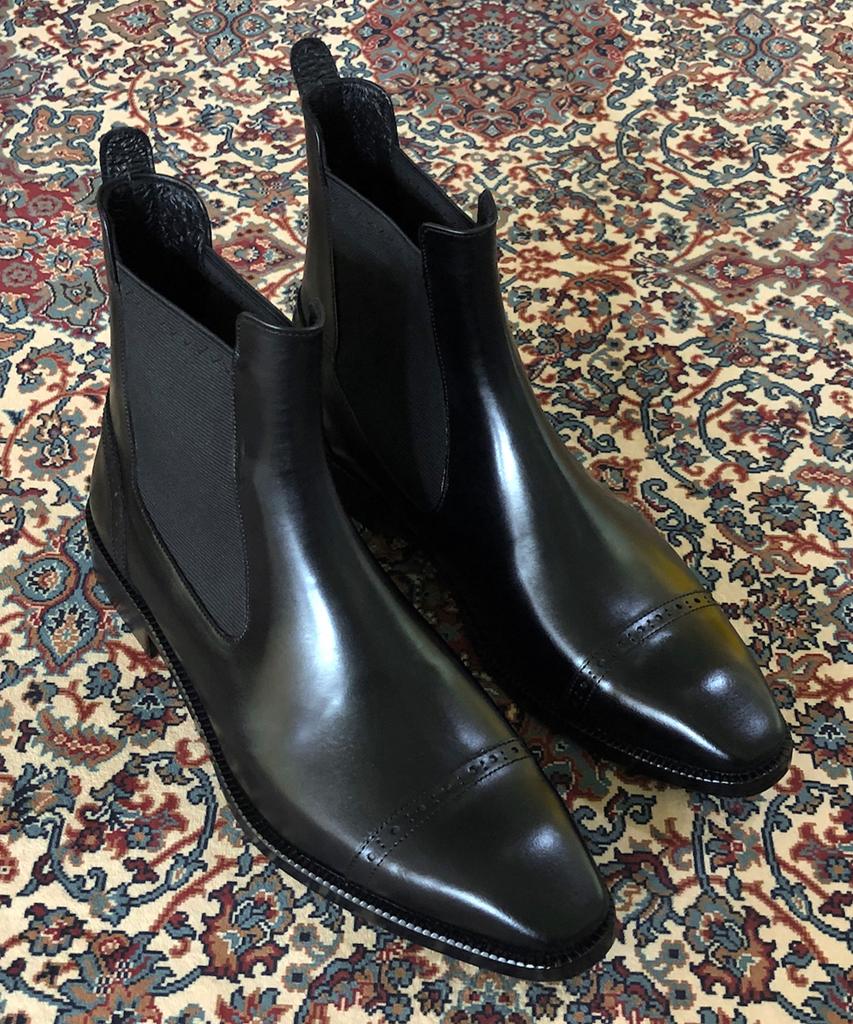Joenshoe Kando Straight-Tip Chelsea Boots Black