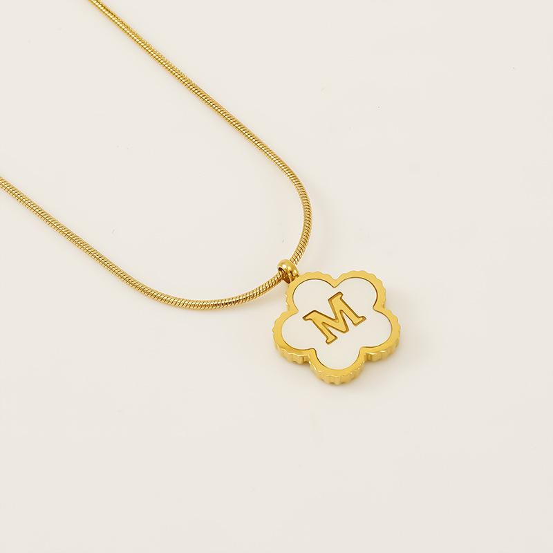 Stainless steel five-leaf clover 18K letter necklace high sense 26 shell letter pendant jewelry