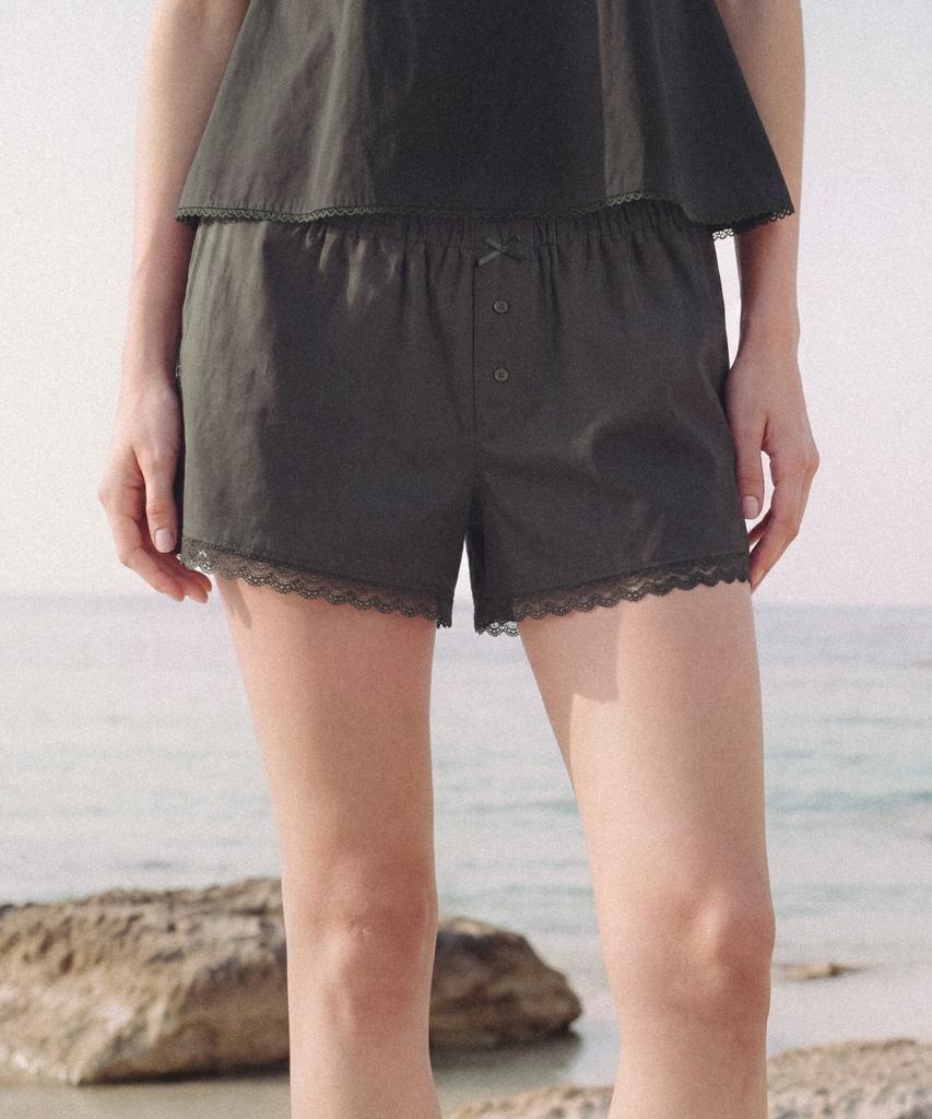 FOLNUA Merline Short Pants (Black)