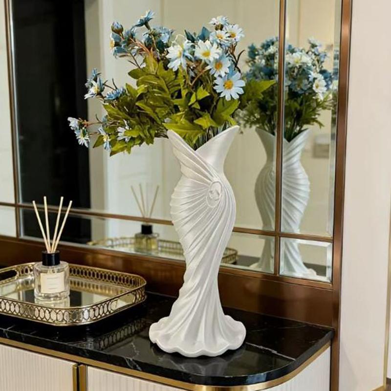Elegant Dress Shape Plastic Vase Modern Flower Vase Floral Decor Mouth Simple Stylish Container Home Wedding Table Decorative