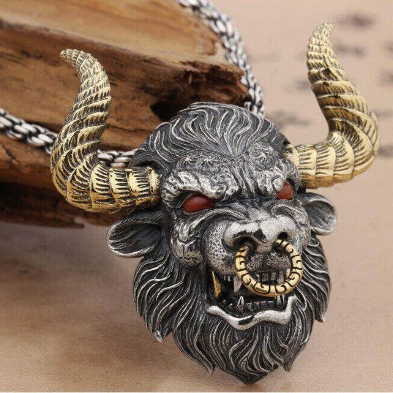 Fashionable Personalized Retro Domineering Bull Head Pendant Necklace