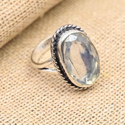 Milchiger Opal-Edelstein, handgefertigter Ringschmuck aus 925er Sterlingsilber für Weihnachten