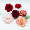 Decoração de casa – Flores e coroas artificiais