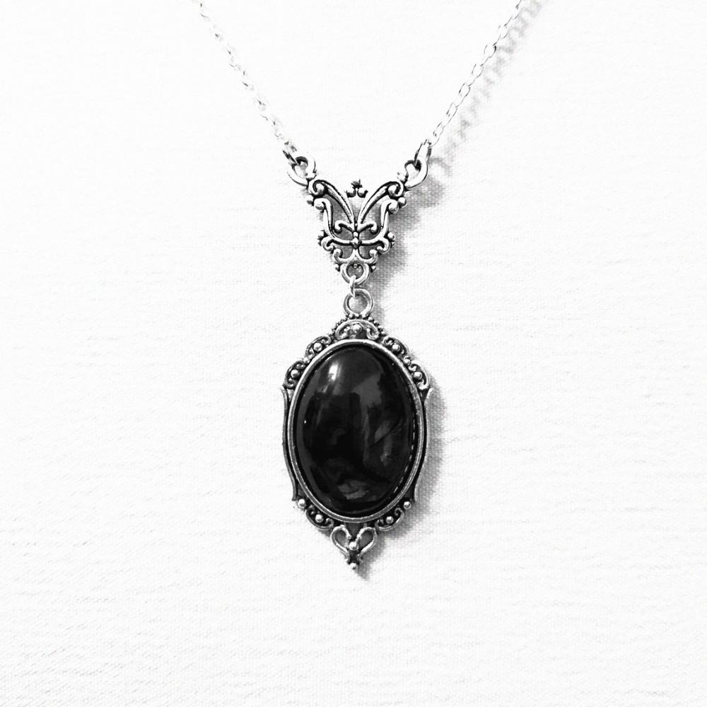 Gothic Retro Blood-red Black Stone Oval Glass Pendant Necklace for Women Hallowmas Party Charm Fashion Jewelry Accessories Gifts