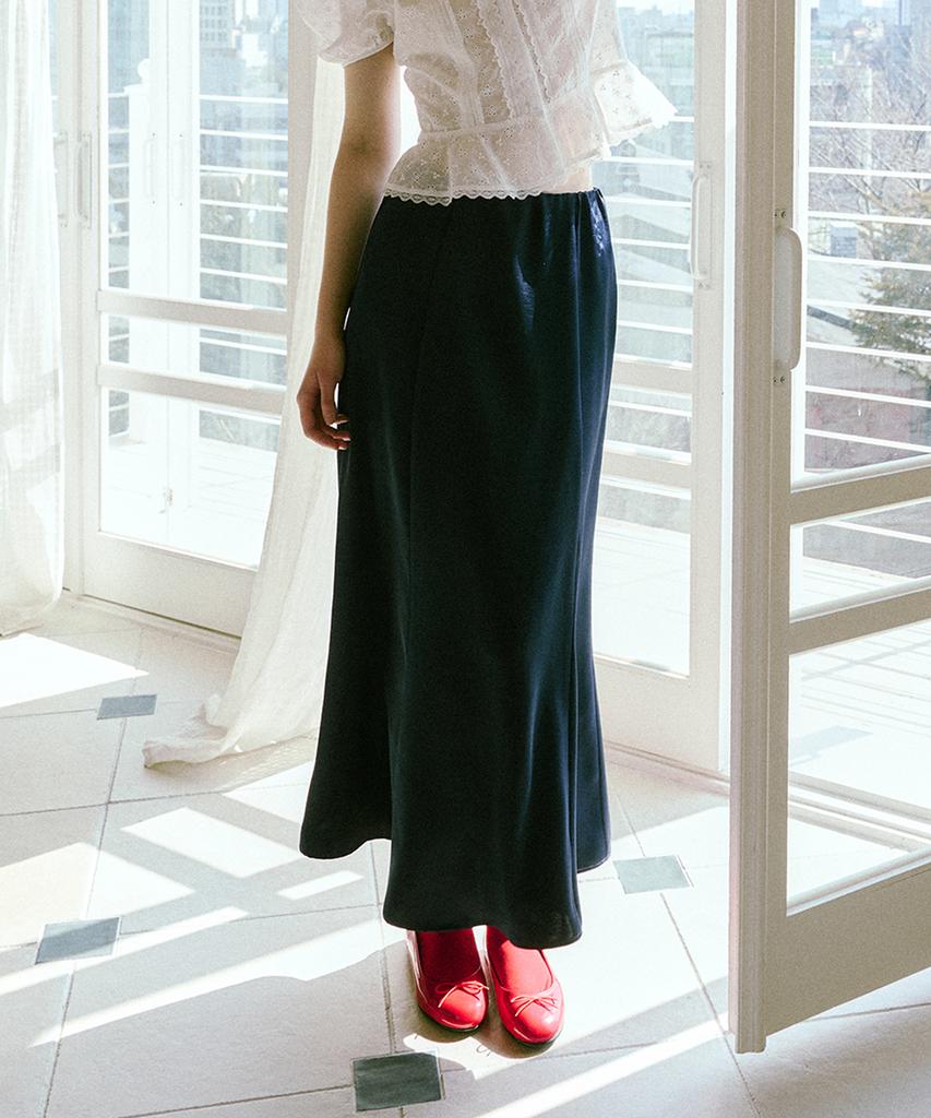 Green Butter Silky Banding Skirt (Navy)