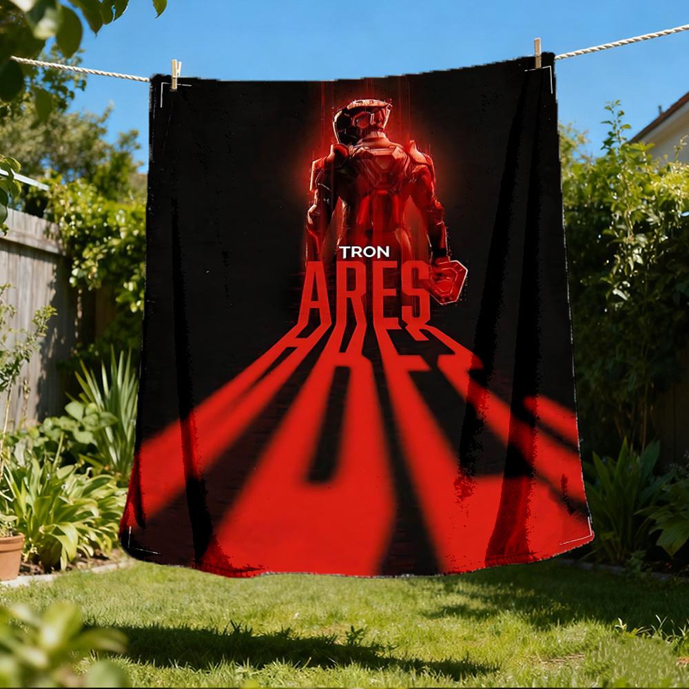 1pc TRON ARES Outdoor Flannel Throw Blanket Soft, Cozy, Warm All Season, Machine Washable,