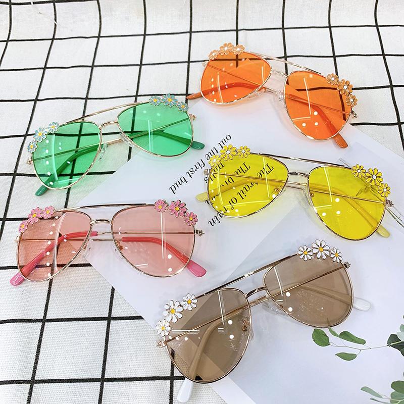 Occhiali da Sole per Bambini Carini con Montatura in Metallo, Cerniera a Molla, Motivo Floreale, Occhiali alla Moda per Ragazze, Occhiali da Ciclismo da Esterno, Occhiali per Feste, UV400