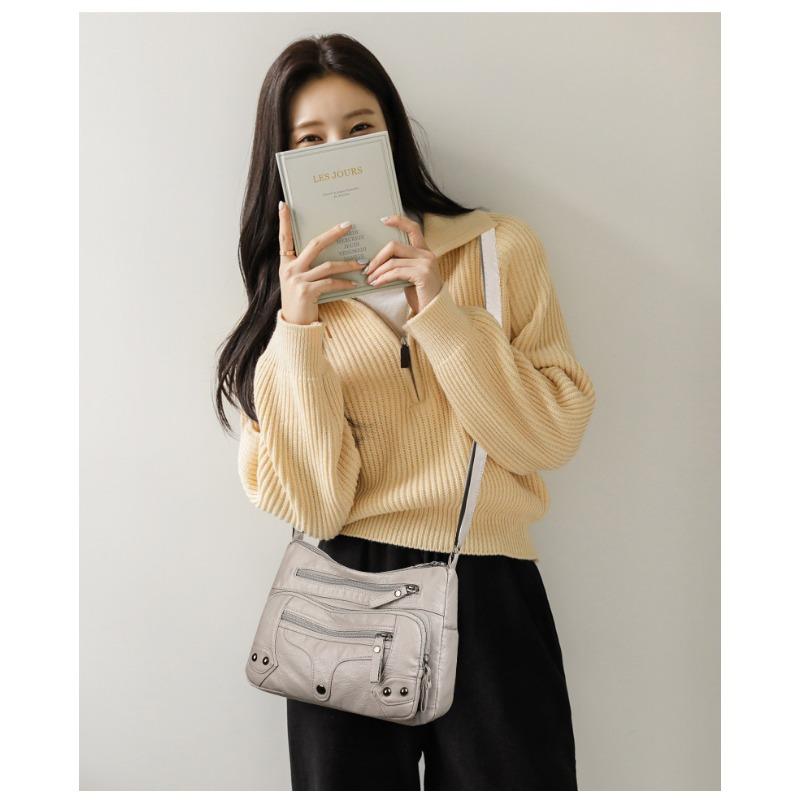 Vintage Versatile Large Capacity Casual Shoulder Bag