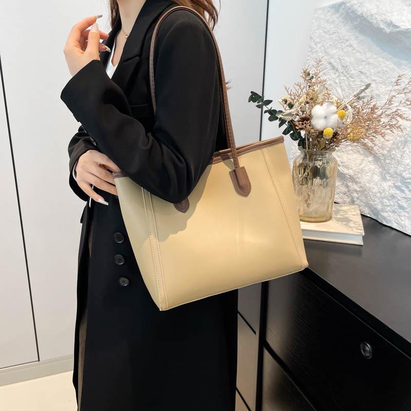 2024 Retro Large Capacity Women's Tote: Stylish Korean-Style, Trendy Autumn/Winter Single Shoulder Commuter Bag