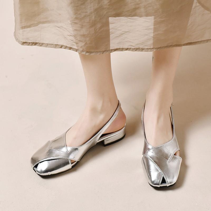Fashion New Summer Fashionable Comfortable and Casual Hollow Toe-toe Soft-soled Square-toe Flat-soled Wear-resistant Women's Sandals