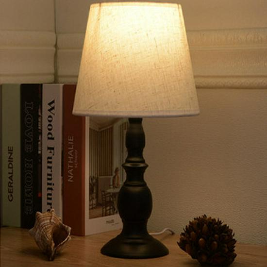 Vintage American LED Table Lamp – Retro Bedside, Office, Hotel Project, or Bedroom Use – Eye Protection & Dimmable Night Light.