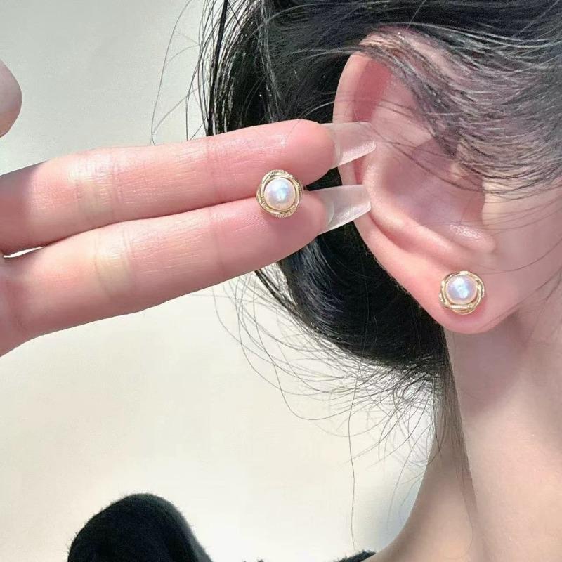 Pearl Earrings Women's High-end Earrings Ear Jewelry High-end Stud Earrings Niche Design Light Luxury