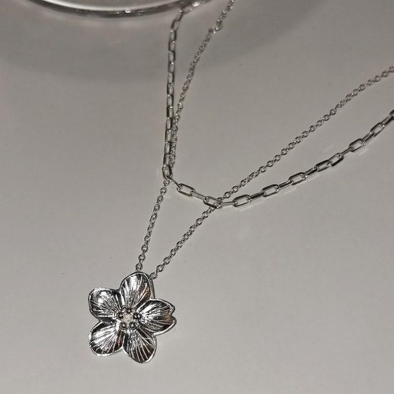 Atelier Darin Grass of Parnassus Necklace