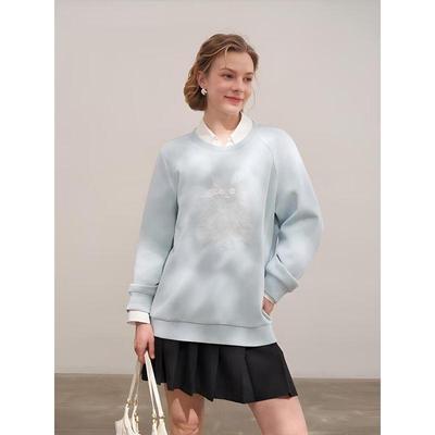 Women's Embroidered Cat Round Neck Sweatshirt