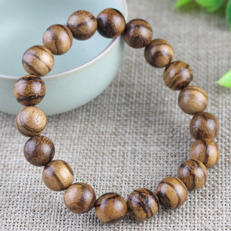 Vietnam Agarwood Bracelet: White Sand Prayer Beads - Unisex Jewelry with Natural Texture, Perfect for Couples