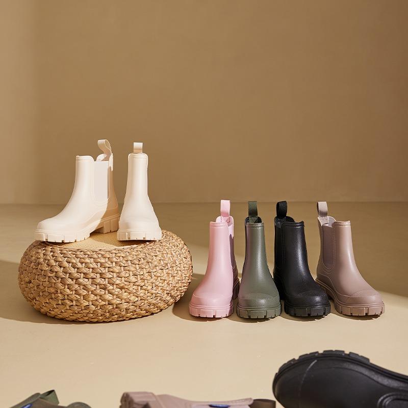 New short rain boots women's fashion outer rain shoes women's adult waterproof and non-slip water shoes