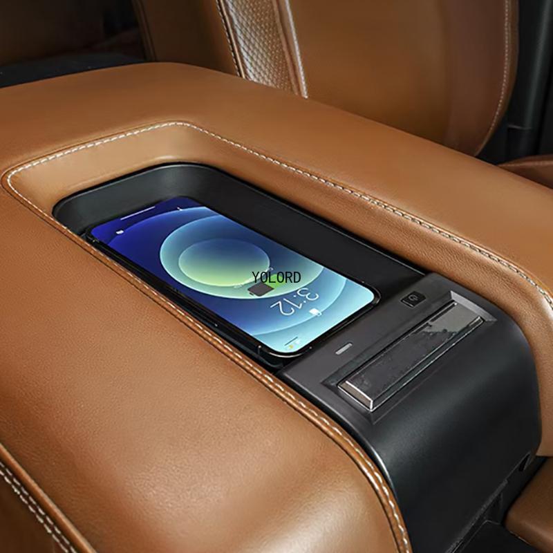 Car Wireless Charger 15w Fast Charging Holder Phone Charger Charging Plate Pad for Toyota Tundra 2014-2021