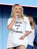 Vintage Sabrina Carpenter Tshirt Short N Sweet Tour Fashion Hip Hop Cotton Oversized T Shirt Men Women Y2k T Shirts Fans Gift