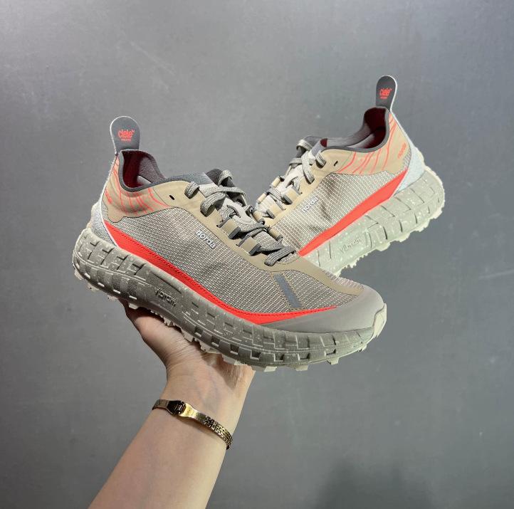 Norda 001 Rutschfeste Trailrunning- & Wanderschuhe für Herren & Damen US 8.5