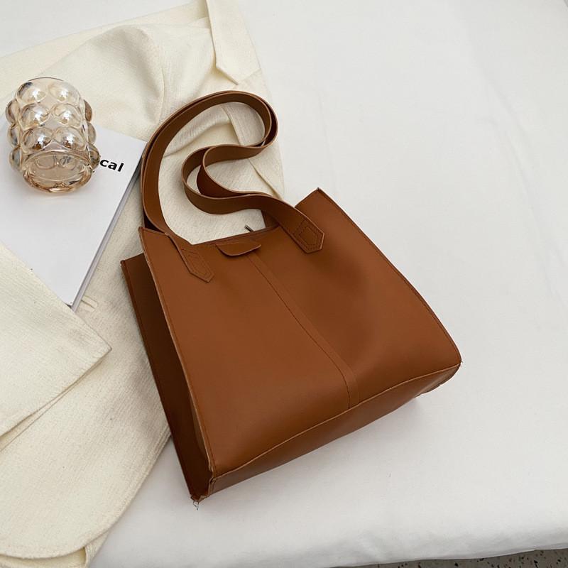 Trendy And Chic Pu Leather Mini Tote Bag For Women Large Capacity Handbag 2023