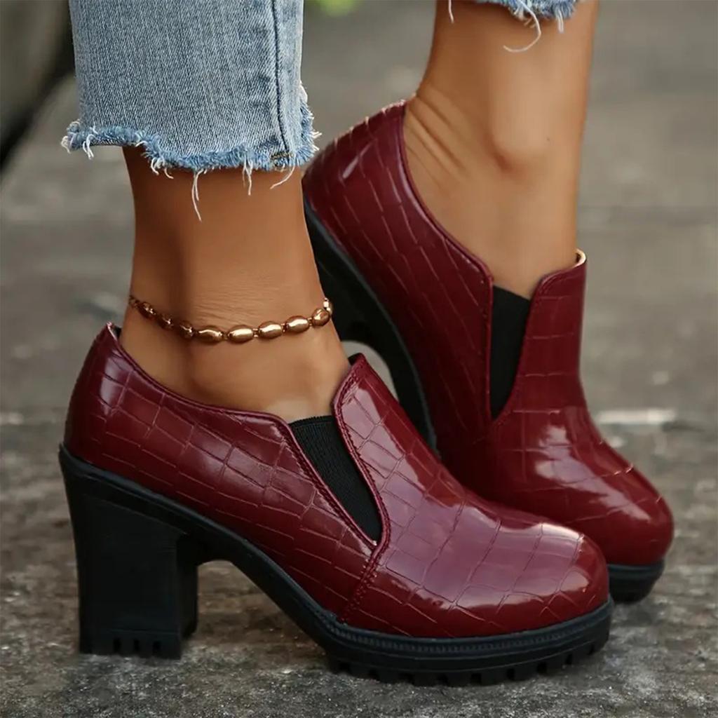 Women's Round Toe Heel Boots with and Texture for Fall Winter