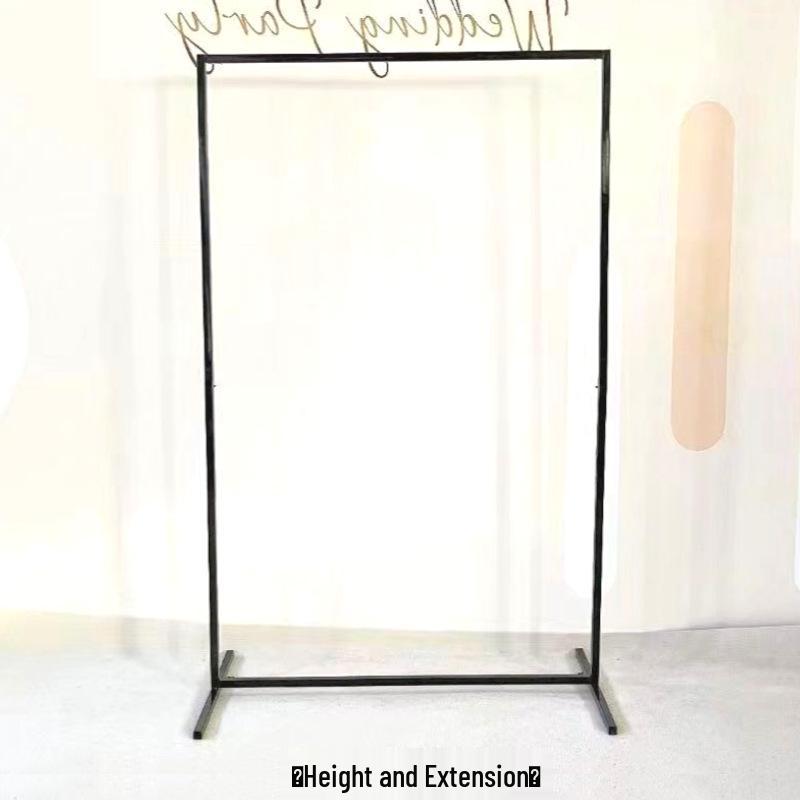 Suport de bun venit geometric din fier pentru nuntă și marcatoare pentru culoar pentru decor exterior