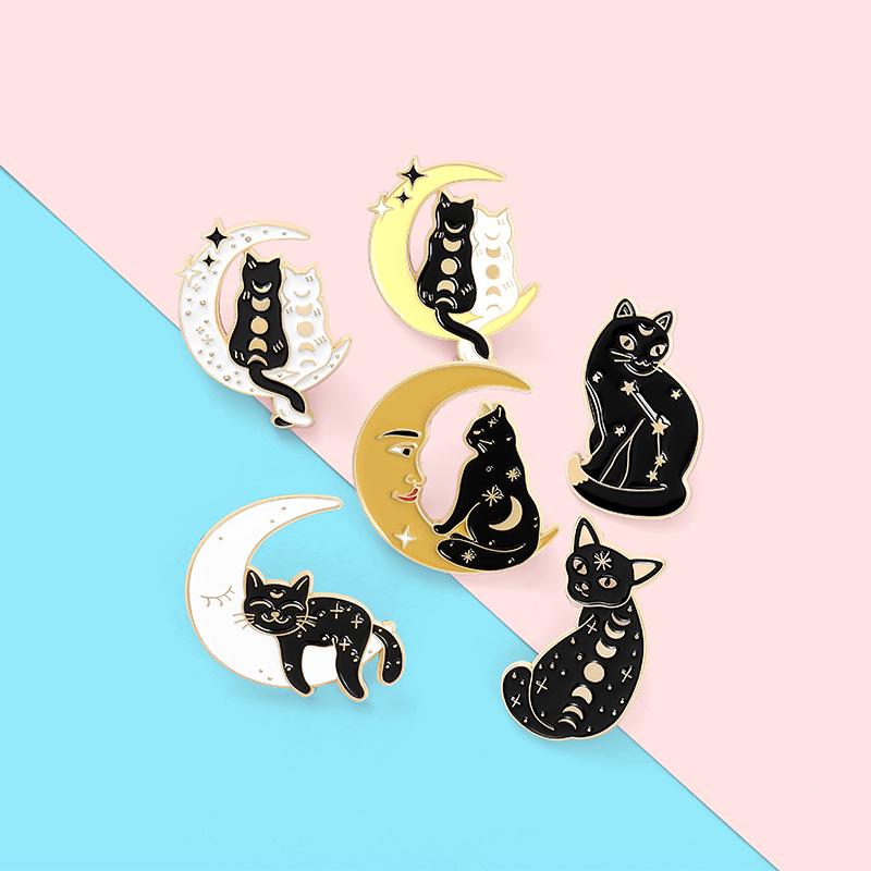 Süße Cartoon Schwarze Katze und Mond Emaille Brosche Pin
