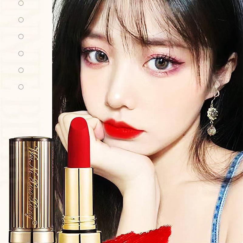 Winnie the Pooh Satin Matte Lipstick - Long-Lasting, Non-Stick Color Lock, Velvet Finish, Enhances Complexion