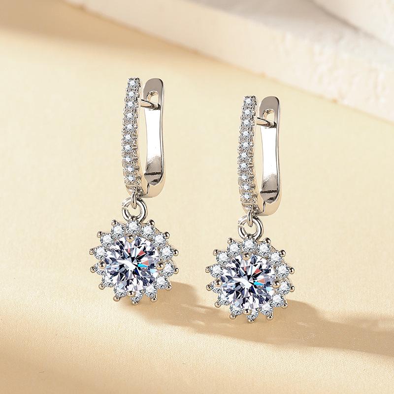 Southeast Asia Luxury Sunflower Earrings - Niche High-End Celebrity Studs